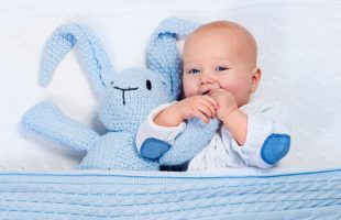 Crib to Regular Bed: the Do’s and Don’ts of a Seamless Transition